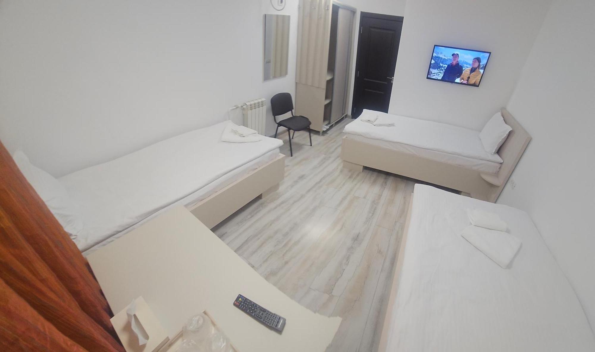 Hotel Marina 2 ブカレスト エクステリア 写真